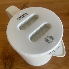 電気ポットの画像