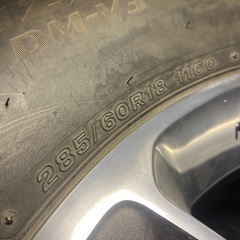 ラングラー　純正ホイール　
タイヤセットの画像