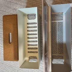 IKEA、無印良品ケーブル整理ボックスの画像
