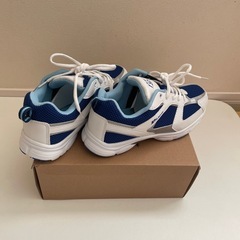 ⑦新品　24.5cm ランニングシューズの画像