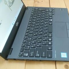 💻FUJITSU/Windows11/i5-7300U 2.6GHz/RAM12GB/新品 M.2-SSD 256GBの画像