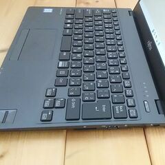 💻FUJITSU/Windows11/i5-7300U 2.6GHz/RAM12GB/新品 M.2-SSD 256GBの画像