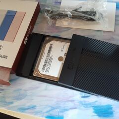 外付けHDD　1TB　（ケース新品）⑧の画像