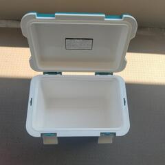 クーラーボックス　新品同様の画像
