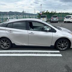 長〜い車検付きトヨタプリウスの画像