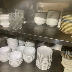 グラス  お皿  ジョッキ  陶器等 　大量の画像
