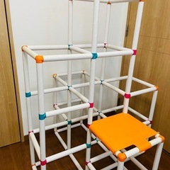 白いわんぱくジムの画像