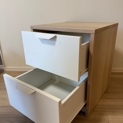IKEAの2段チェストの画像