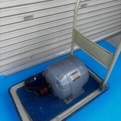 中古品 直接受取 日立/Hitachi 三相200V モーター2.2kw 4Pの画像