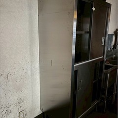 収納棚の画像