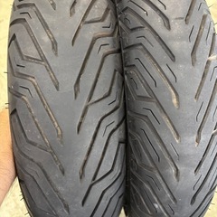 pcx jk05中古タイヤ前後セットの画像