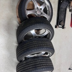 タイヤホイール215/40R18の画像