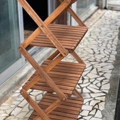 折りたたみ棚の画像