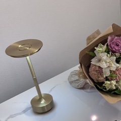 美品 ゴールド　ランプの画像