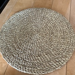 4枚セット　
座布団　の画像