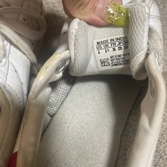 adidas スタンスミスの画像