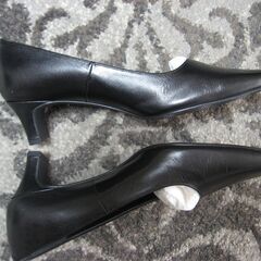 新品の女性用リーガル（２４ｃｍ）の画像