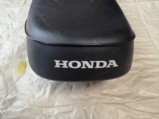 エイプ50 キャブ車　純正シート HONDA エイプ50（キャブ車） 純正シート