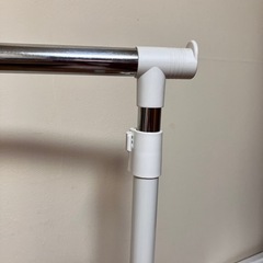 ハンガーラックの画像
