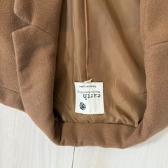 earthのコートMサイズの画像