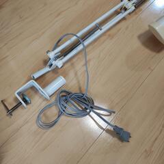 コイズミ LEDデスクライト アーム式の画像