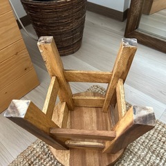天然木　スツールの画像