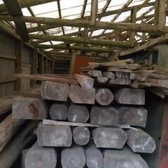 DIY 建築資材 木材 リフォーム 大きな木材 修理 増築  の画像