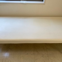 マッサージベッドの画像