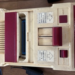 レトロ「初代ファミコン」の画像