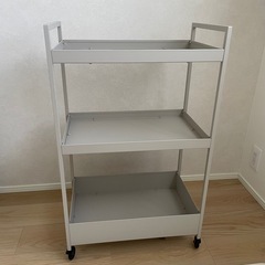 IKEAワゴン ベージュ の画像