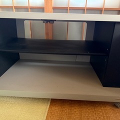 テレビ台の画像