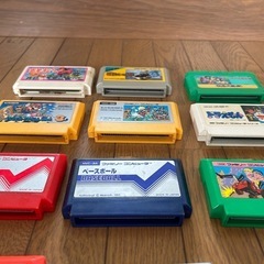 レトロ「初代ファミコン」カセットの画像