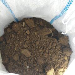 残土、御荷鉾石の画像