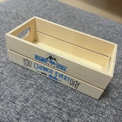 木の箱と空き箱セットの画像