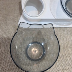 ペットフードボールの画像