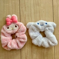 最終値下げ‼️【1つ80円】サンリオ、ちいかわ、タヌキとキツネ　シュシュの画像
