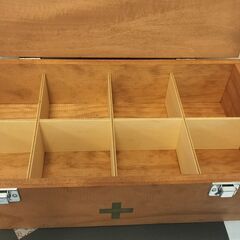 おしゃれな救急箱 木箱 セキュリティBOX アンティーク風 小物収納 スパイスボックスとしてもの画像