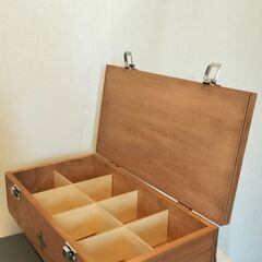 おしゃれな救急箱 木箱 セキュリティBOX アンティーク風 小物収納 スパイスボックスとしてもの画像