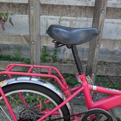 折り畳み自転車の画像