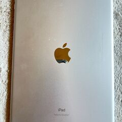 iPad 第９世代 10.2インチA2604 Wi-Fi-sell silver ６４GB  バッテリー９０% 　002の画像