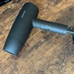 ほぼ未使用ドライヤーの画像