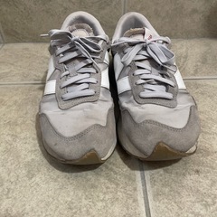 ニューバランス　スニーカー　28cmの画像