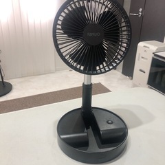 折りたたみ式　コンパクト扇風機　持ち運び（難あり）の画像