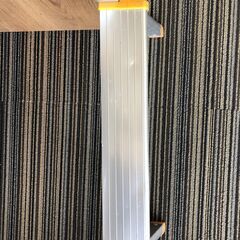 □ 脚立 アルミ 3段 折りたたみ 高さ約81cm 中古品 (NF250819)Zi-2101の画像