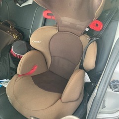 チャイルドシート  車用ジュニアシート　コンビムーヴフィットジュニア の画像