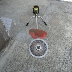 草刈り機　ロビンの画像