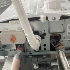 E19【Rinnai リンナイ】瞬間湯沸器 RUS-V51XT 2022年 都市ガス用 ホワイト ワンプッシュ式 小型湯沸器 給湯器 キッチンの画像