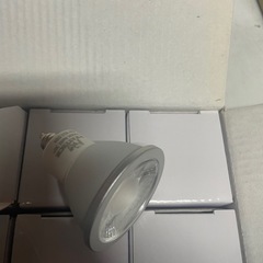 E11 電球色　開封のみ　6個セットの画像