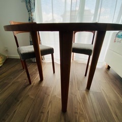 おしゃれダイニングテーブルセット
の画像