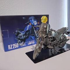 YAMAHA RZの飾りの画像